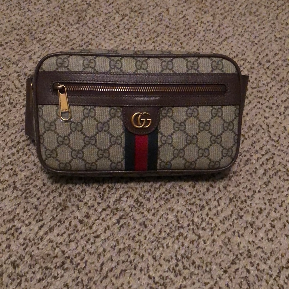 Gucci signature canvas belt bag